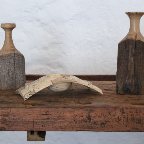 Objets originaux en bois tournés